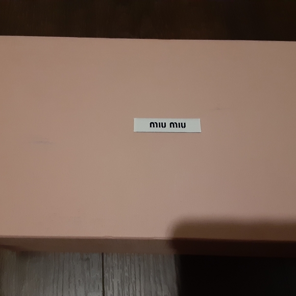 Miu Miu - Picture 6 of 7